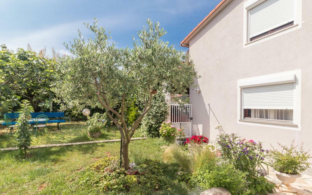 Holiday Home Nadia Πούλα Εξωτερικό φωτογραφία